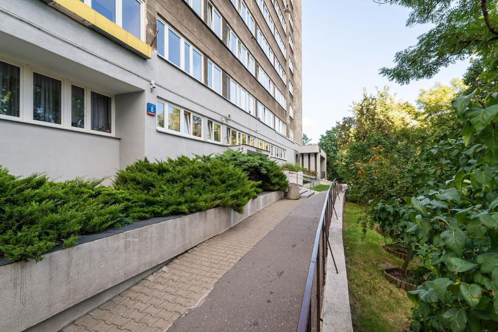 Smolna 8 - Warm Apartment With Balcony By Noclegi Renters 바르샤바 외부 사진