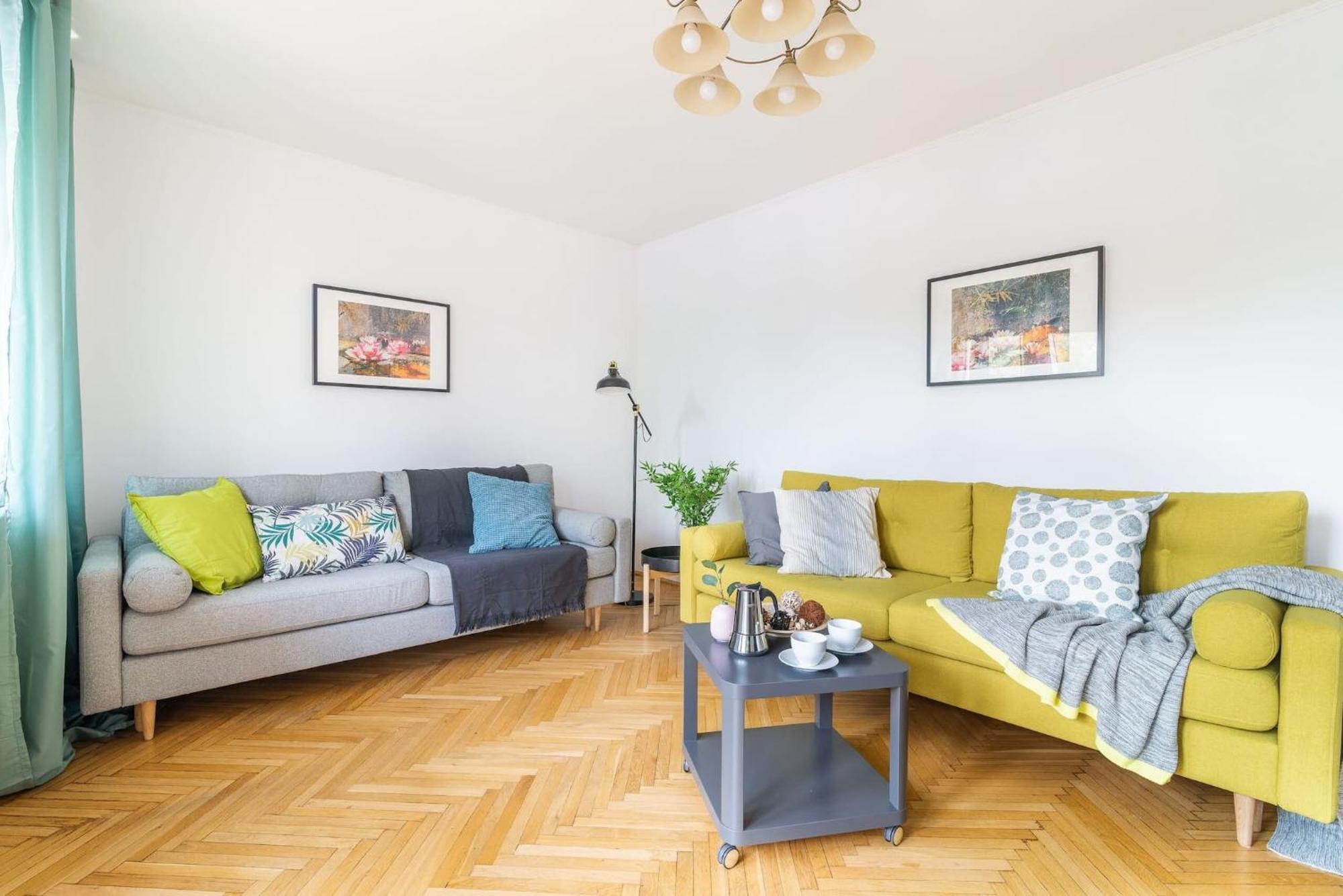 Smolna 8 - Warm Apartment With Balcony By Noclegi Renters 바르샤바 외부 사진