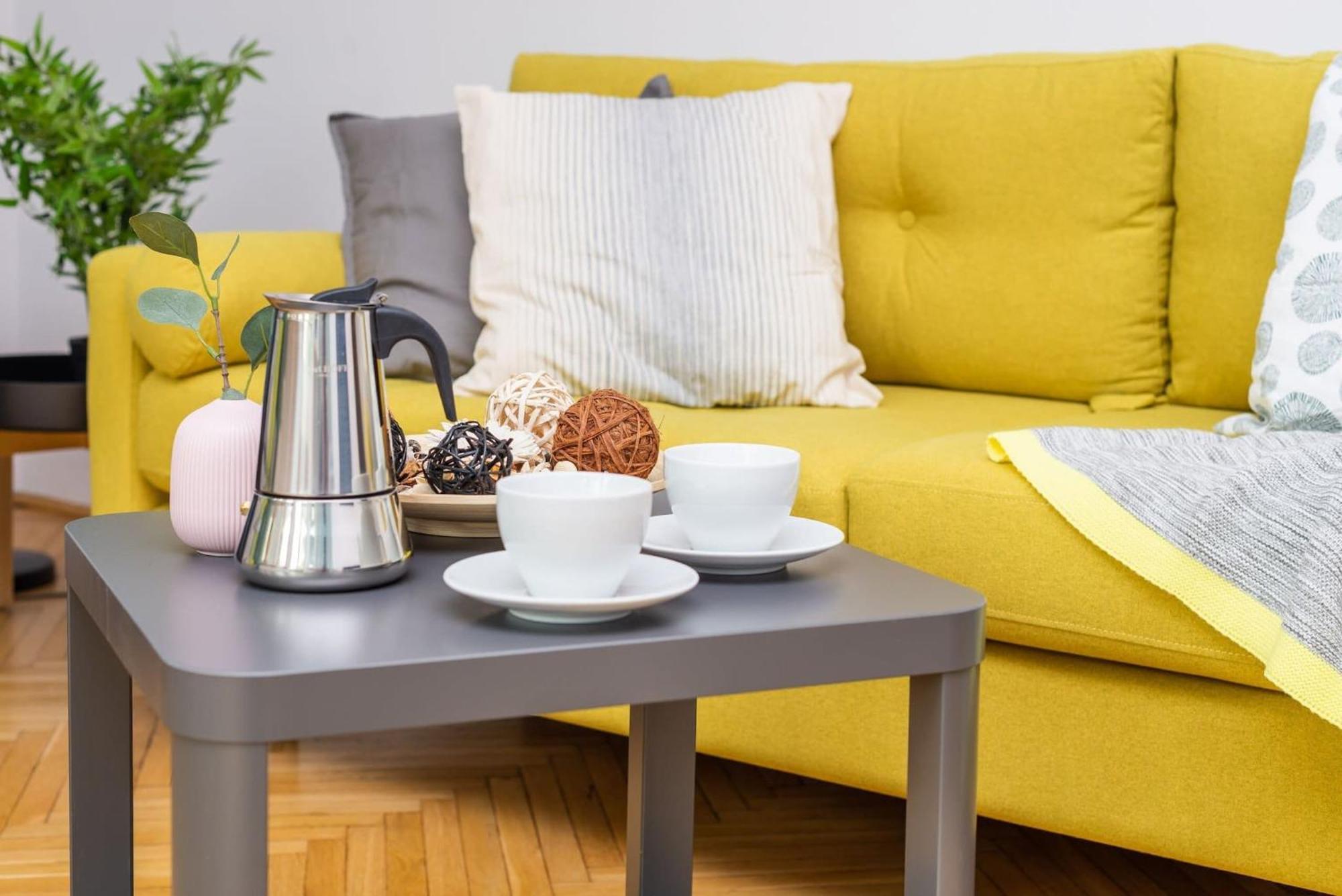 Smolna 8 - Warm Apartment With Balcony By Noclegi Renters 바르샤바 외부 사진